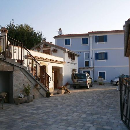 שילו Apartments Crncic מראה חיצוני תמונה